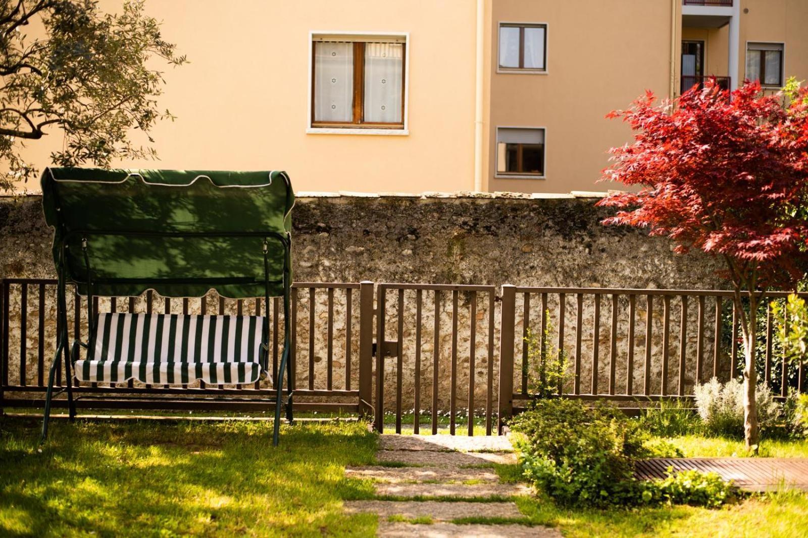 Hotel Gardenhouse - Wifi And Garden Werona Zewnętrze zdjęcie